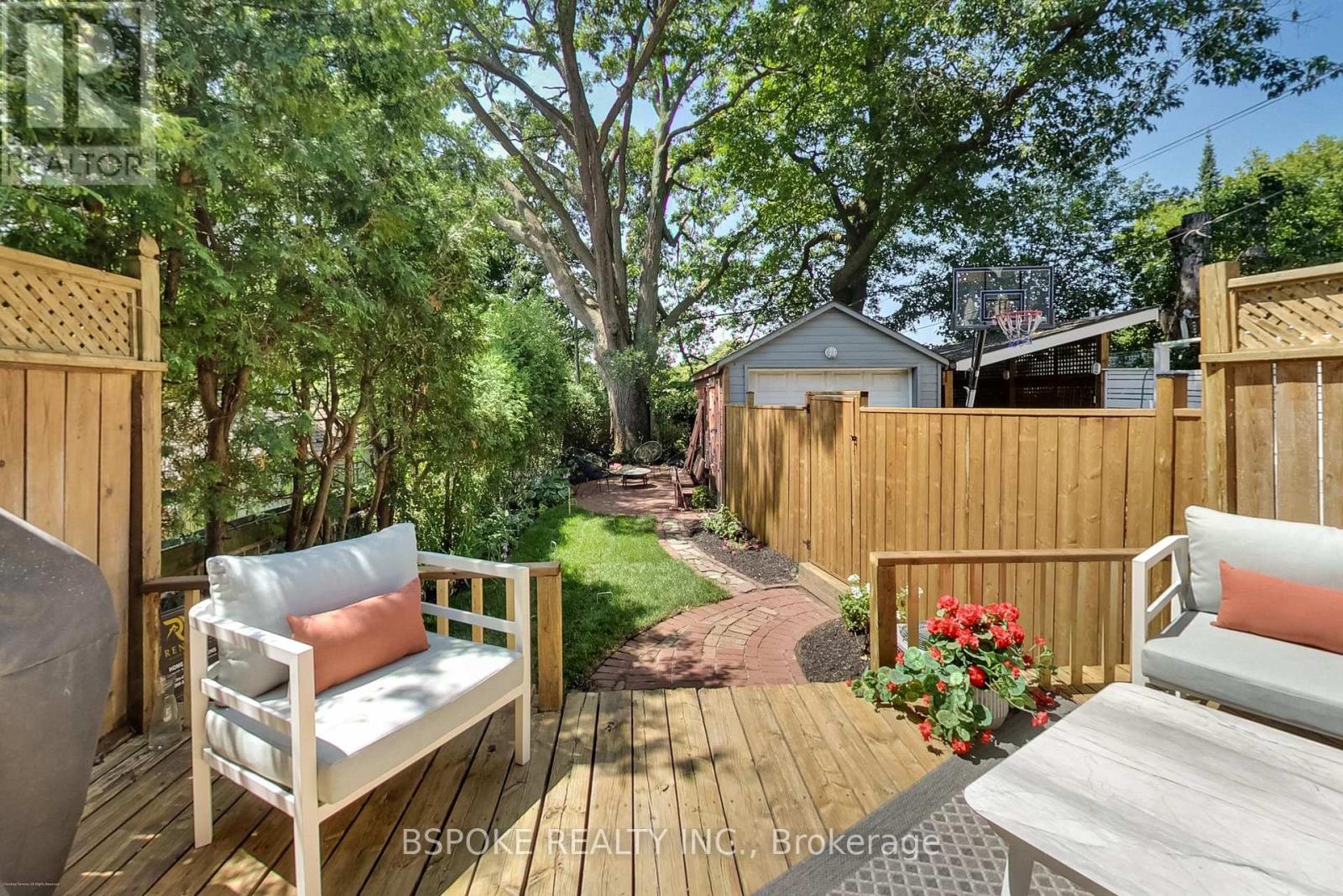 214 GAINSBOROUGH ROAD - Image 30