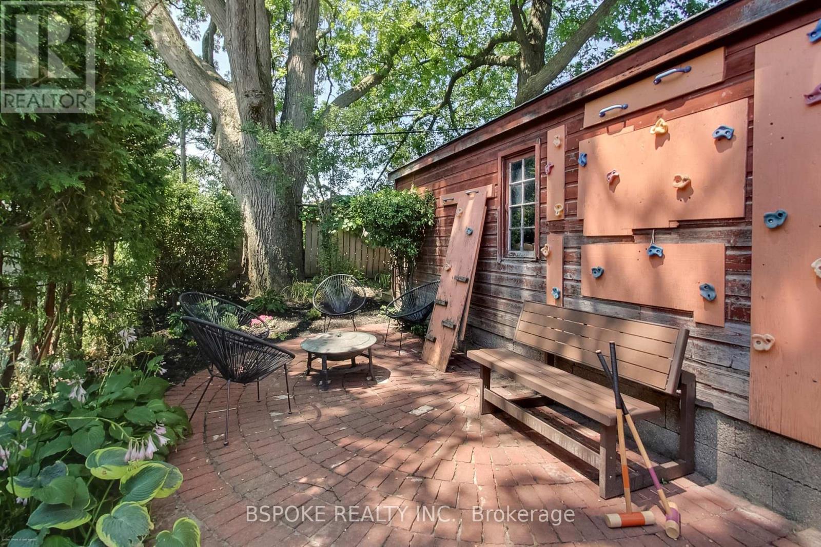 214 GAINSBOROUGH ROAD - Image 34