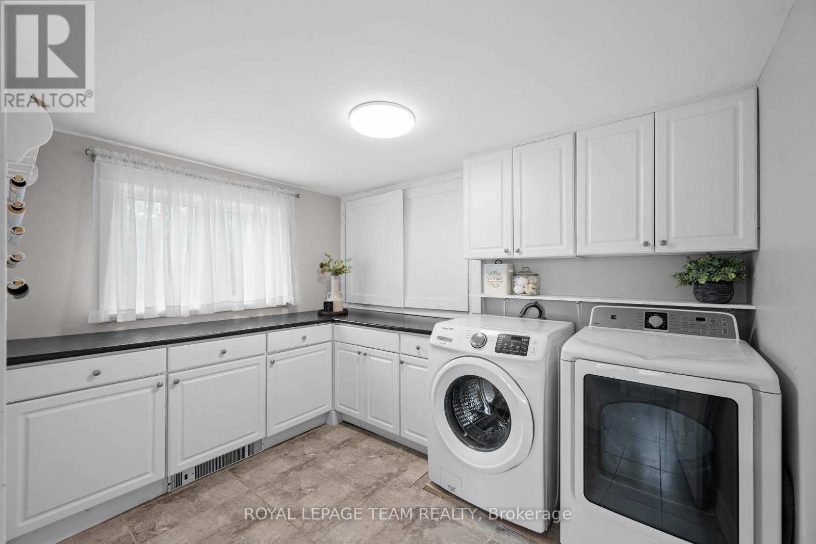 2 LOCKVIEW ROAD - Image 15