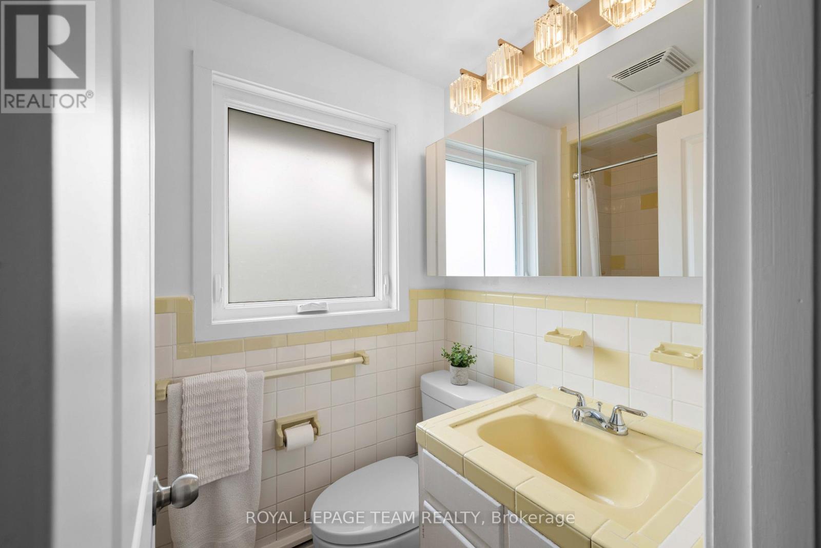 2 LOCKVIEW ROAD - Image 35