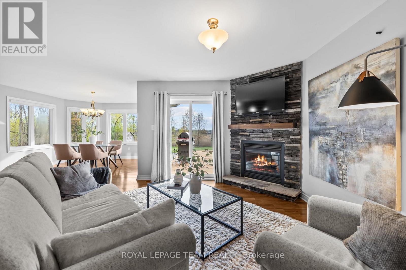 53 D'ARCYS WAY - 1