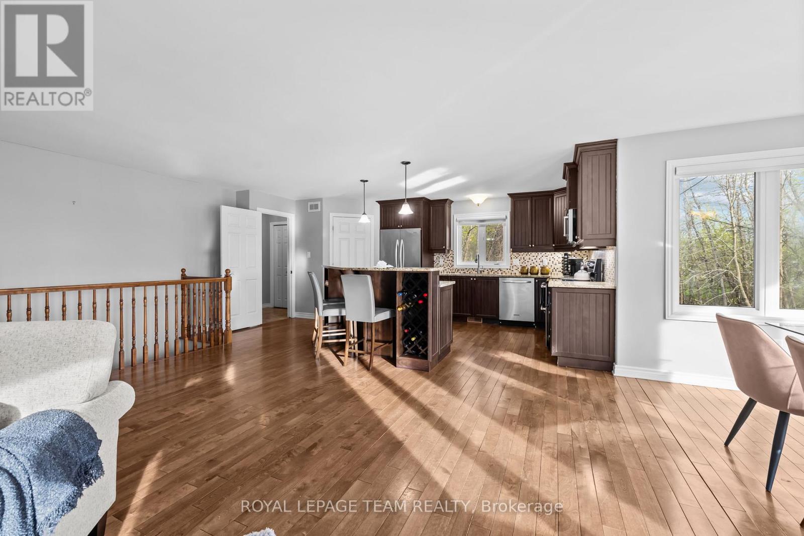 53 D'ARCYS WAY - Image 11