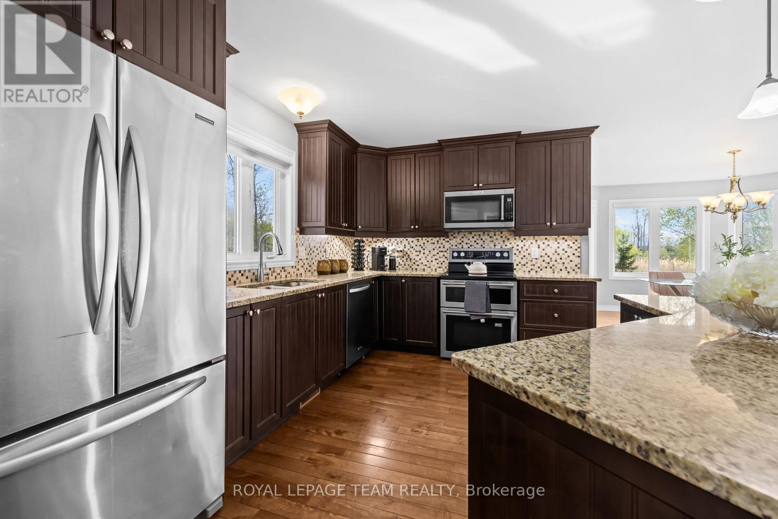 53 D'ARCYS WAY - Image 16