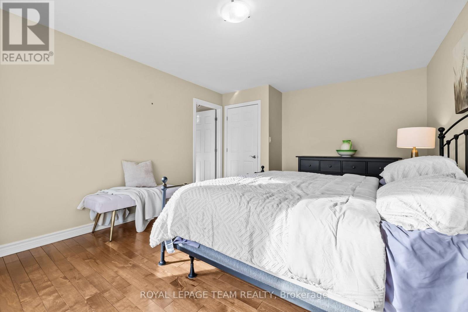 53 D'ARCYS WAY - Image 24