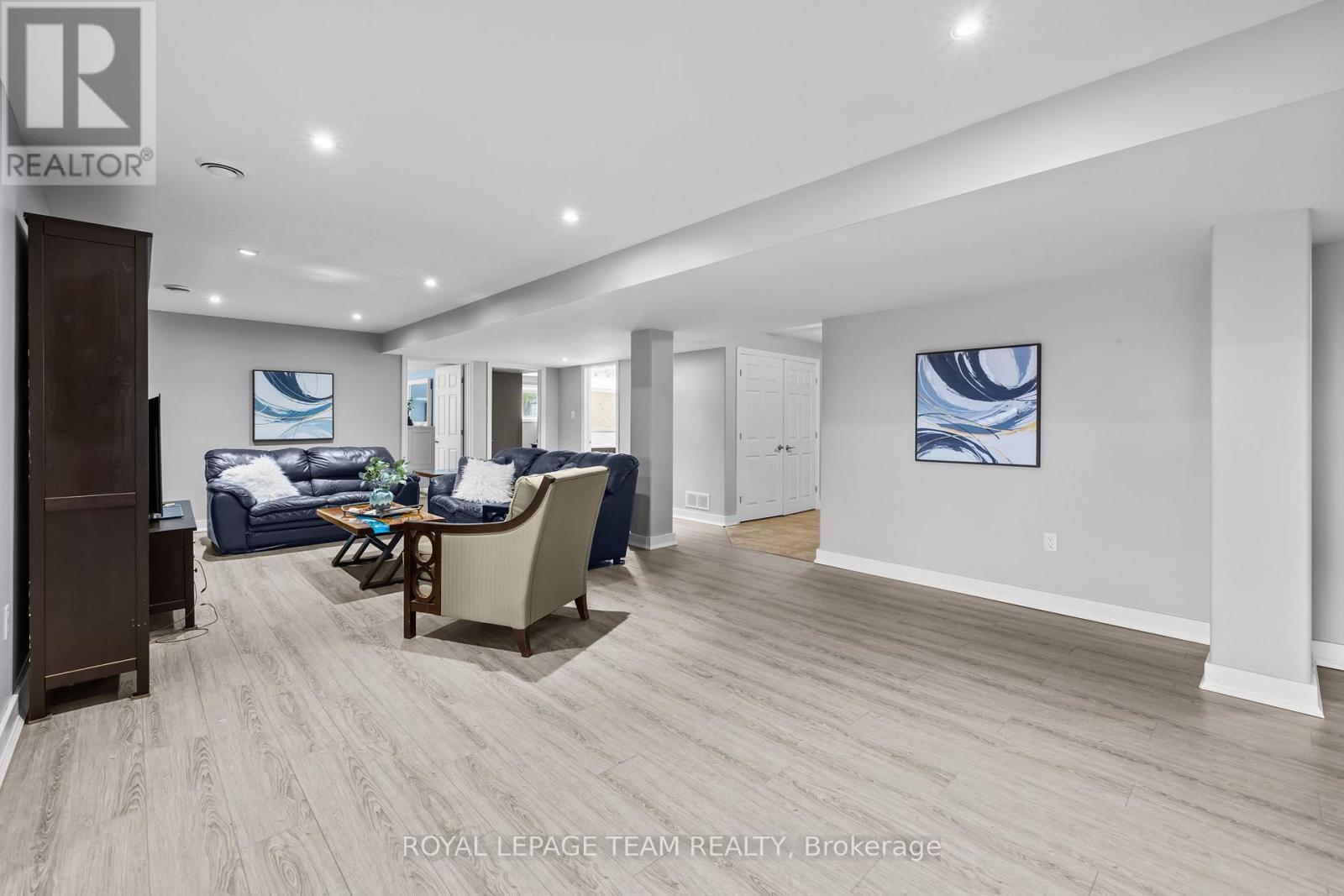 53 D'ARCYS WAY - Image 33
