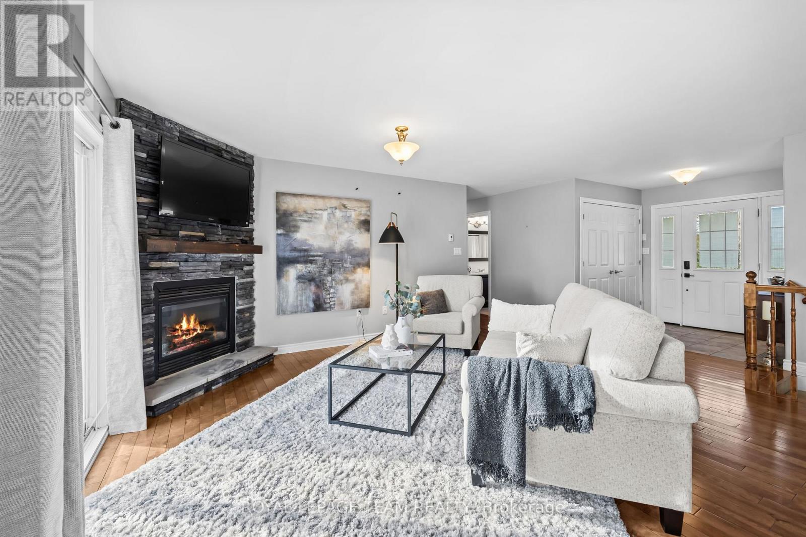 53 D'ARCYS WAY - Image 5