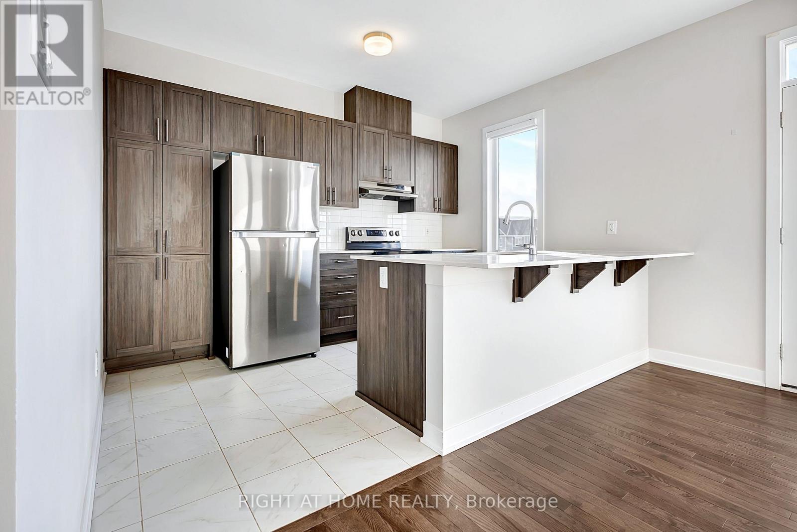 106 BEEBALM CRESCENT - 12