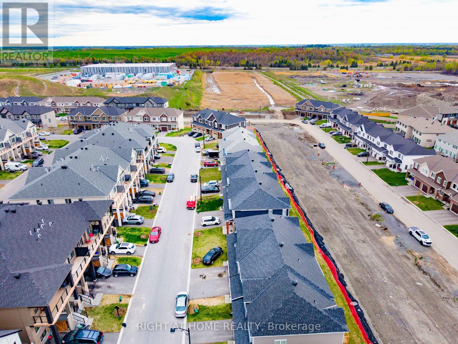 106 BEEBALM CRESCENT - 34