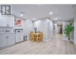 Room A - 169 Killian Road, Vaughan, ON L6A1A8 Photo 16