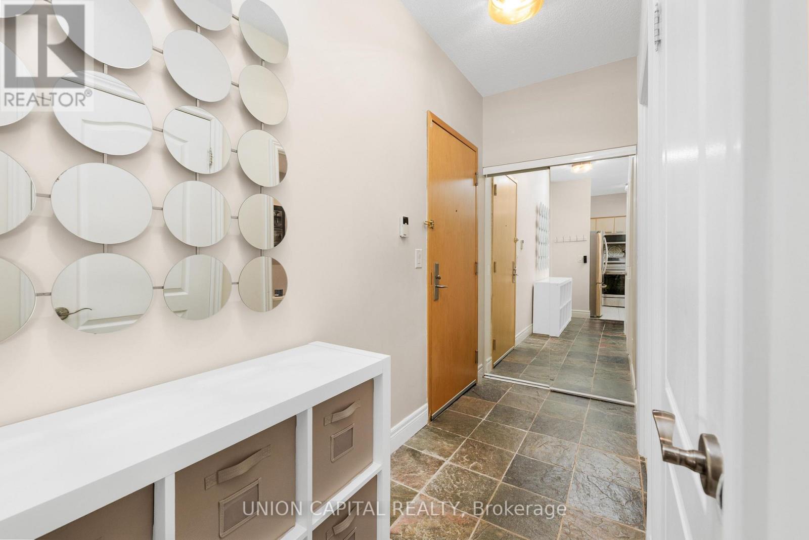#102 48 SUNCREST BOULEVARD - 4