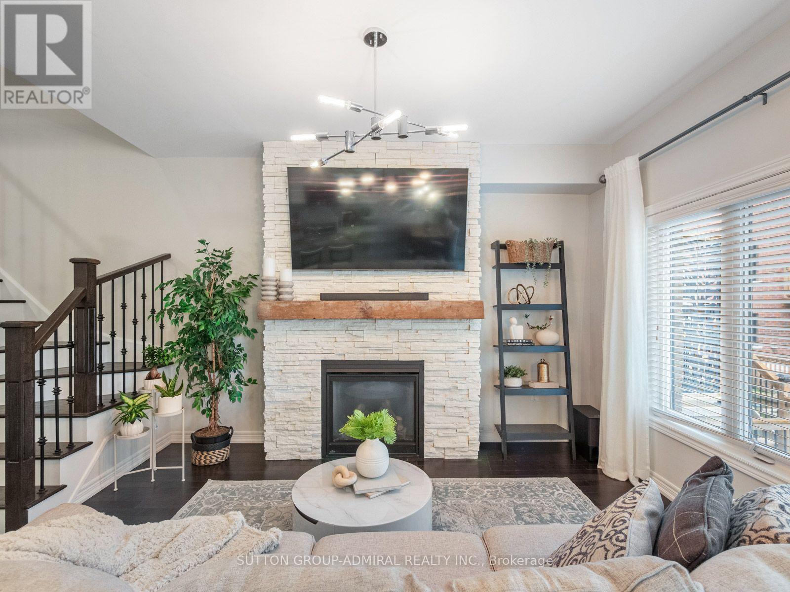 16 CHARMUSE LANE - Image 10