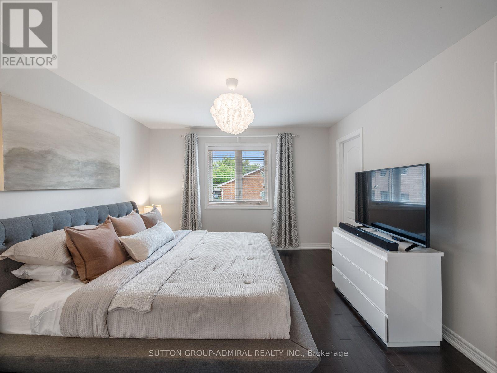 16 CHARMUSE LANE - Image 20