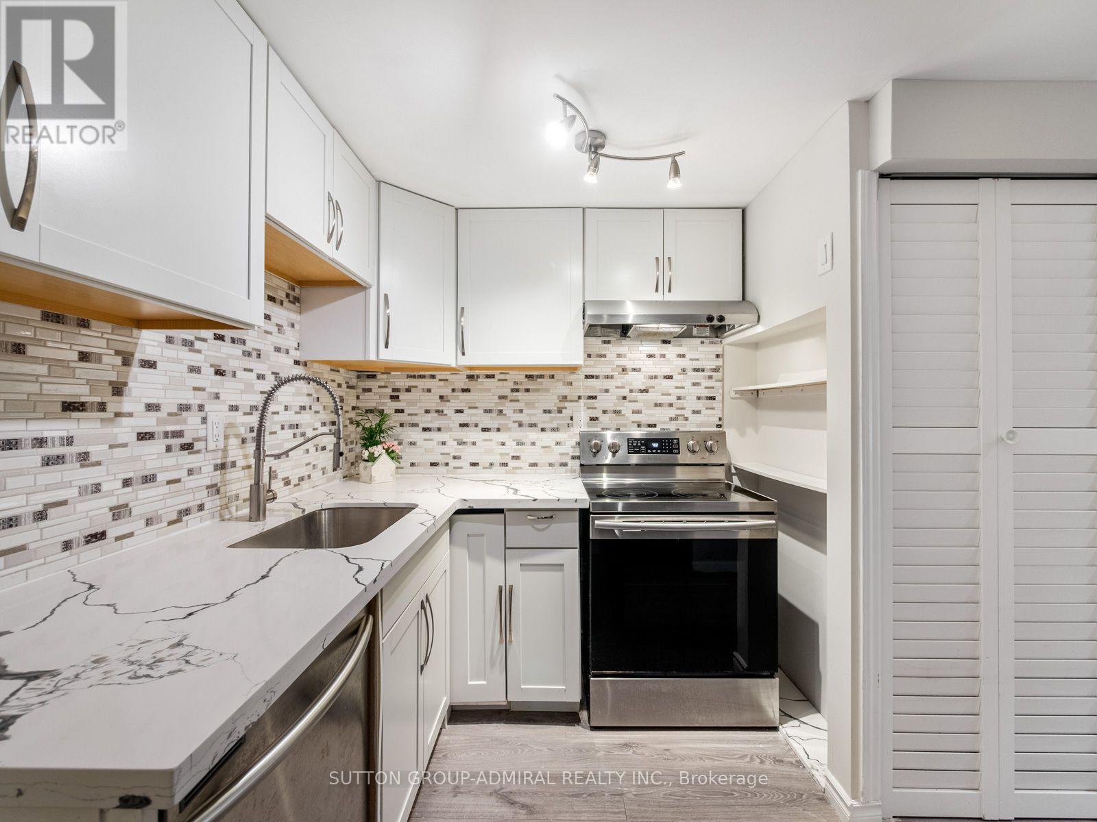 16 CHARMUSE LANE - Image 34