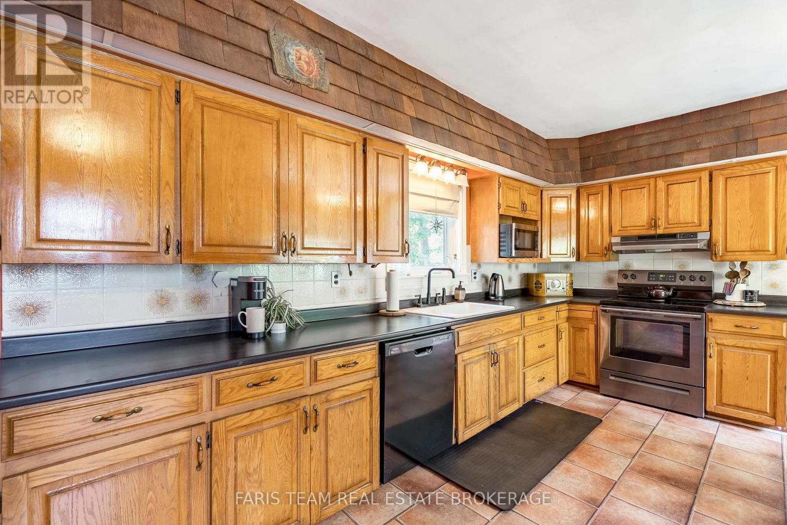 338 GLOUCESTER STREET - 5