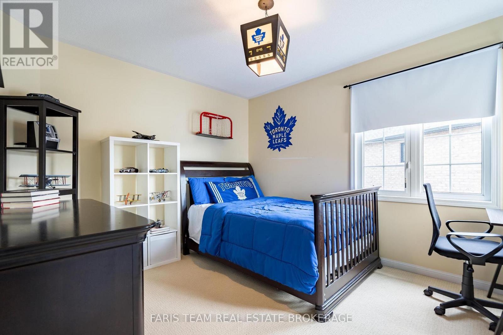 111 MONARCHY STREET - 24