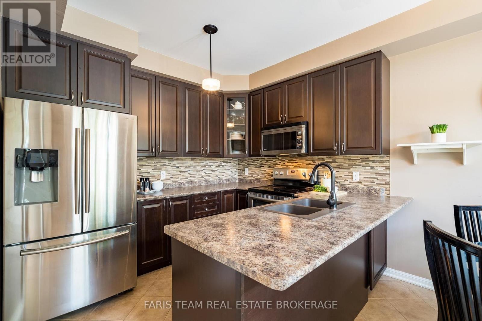 111 MONARCHY STREET - Image 5