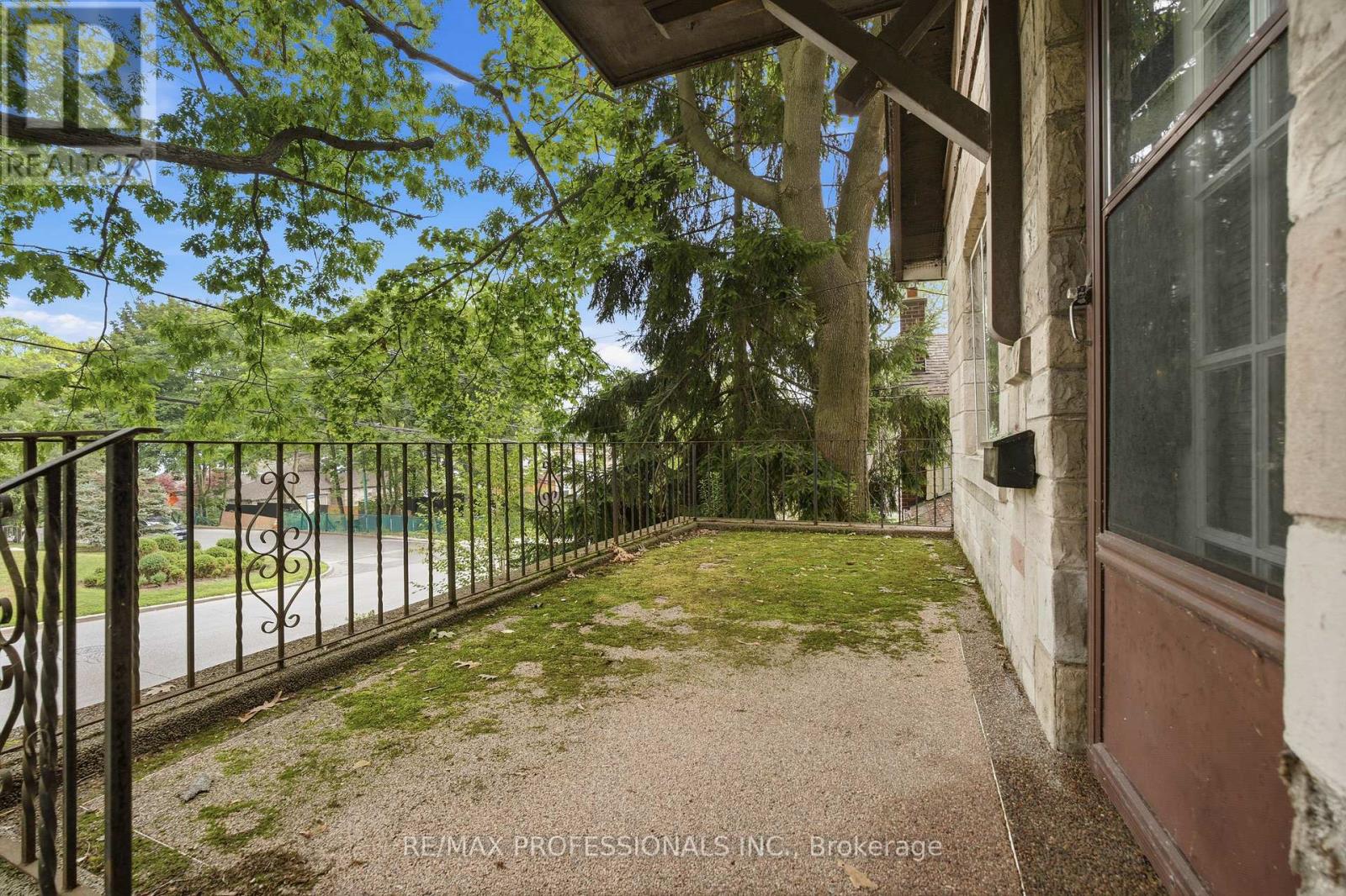 20 FALLINGBROOK ROAD - 6