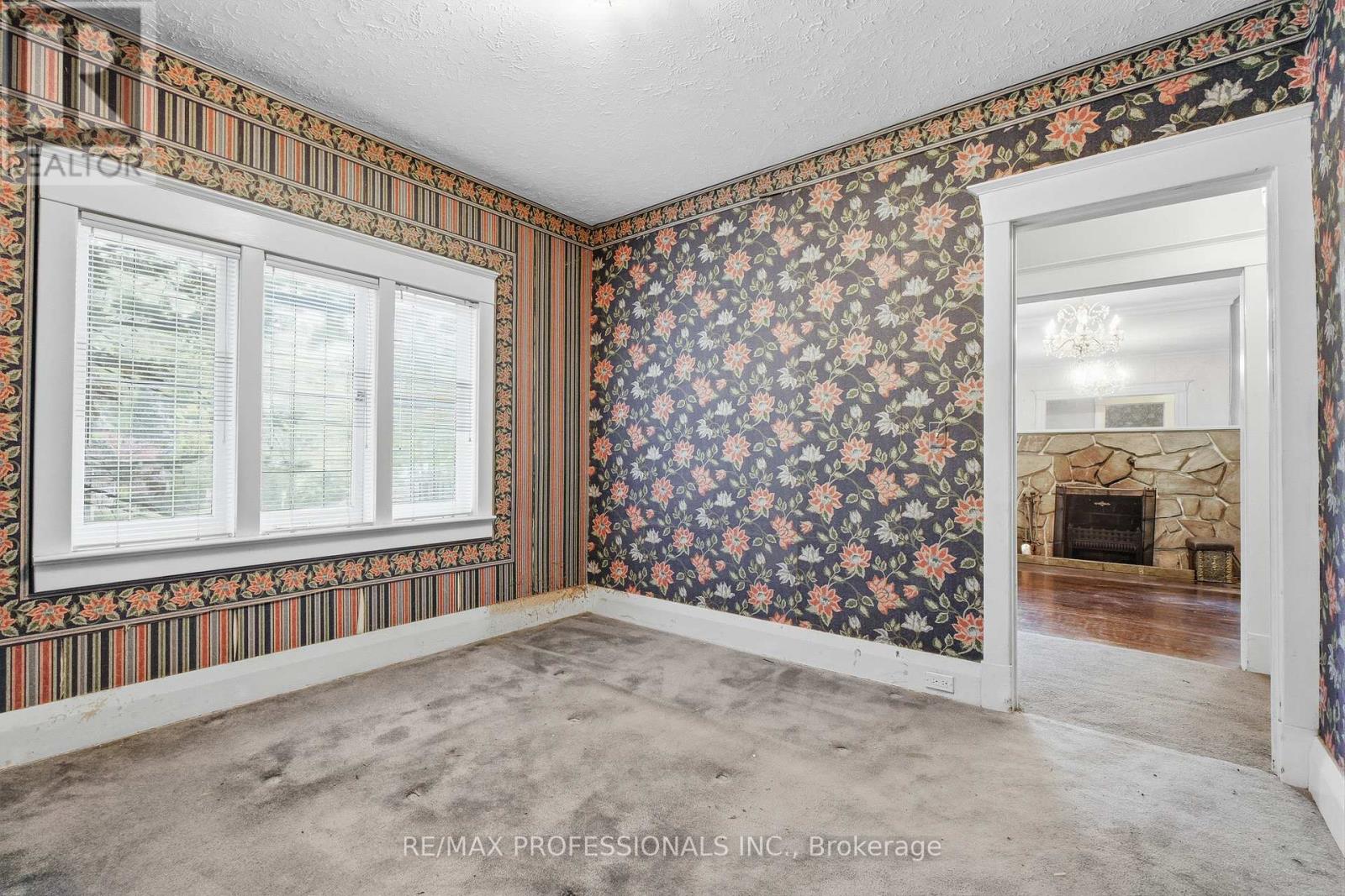 20 FALLINGBROOK ROAD - 10