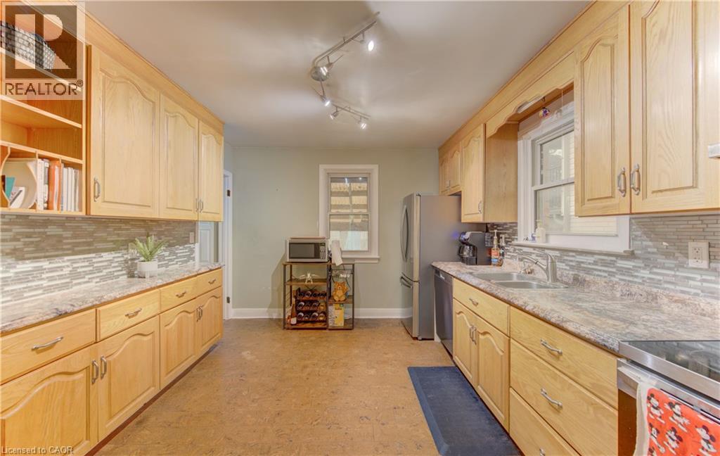 195 BELLEVIEW Avenue - 8