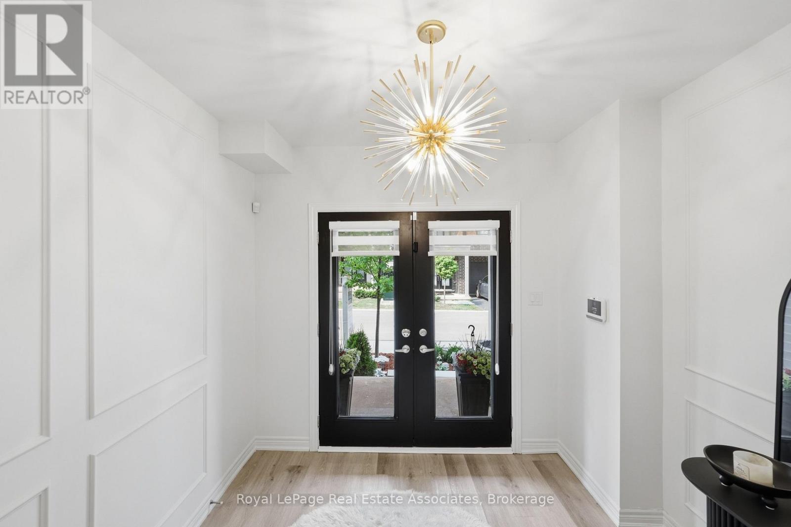65 DRYDEN LANE - 10