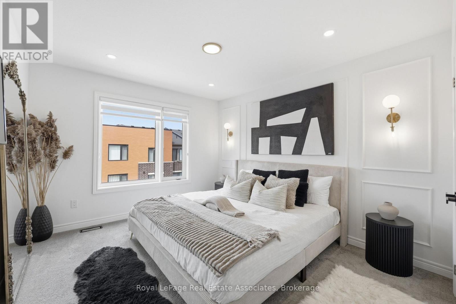 65 DRYDEN LANE - 23