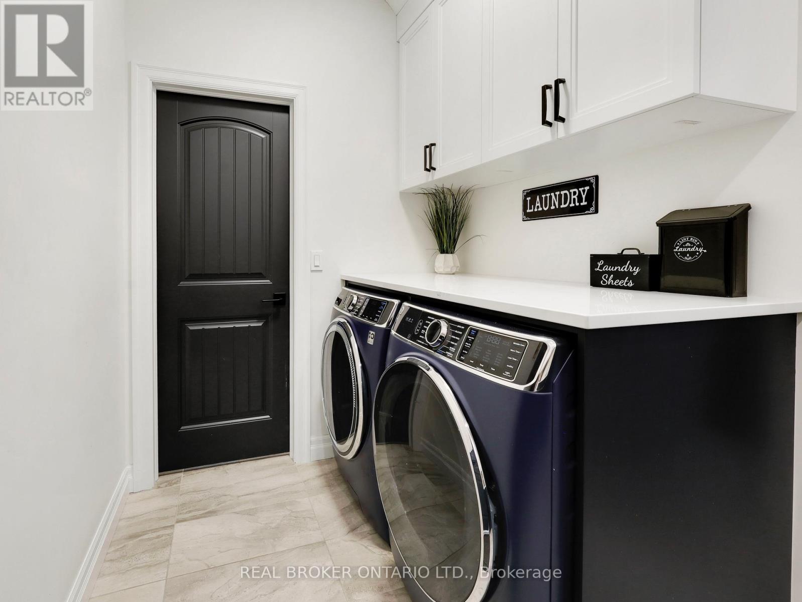 #11 68 CEDAR STREET - Image 18