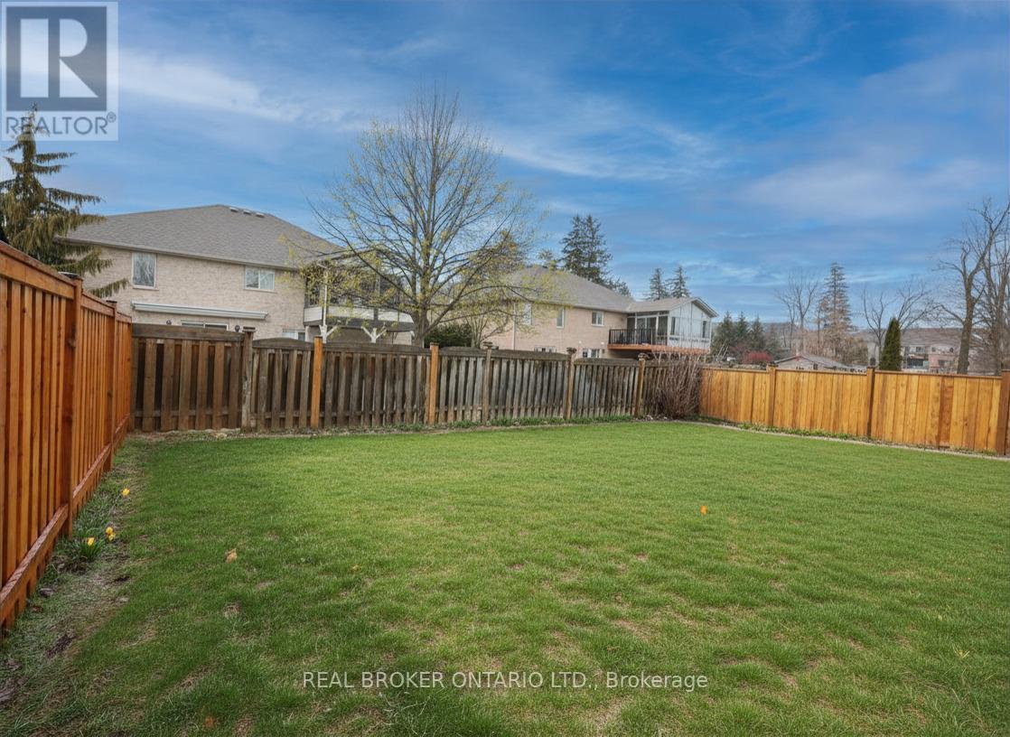#11 68 CEDAR STREET - Image 26