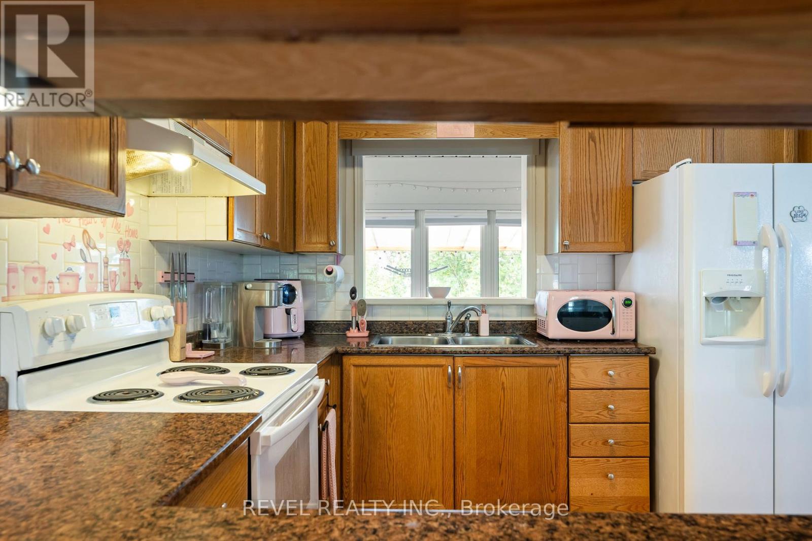 441 GREENWOOD STREET - Image 12