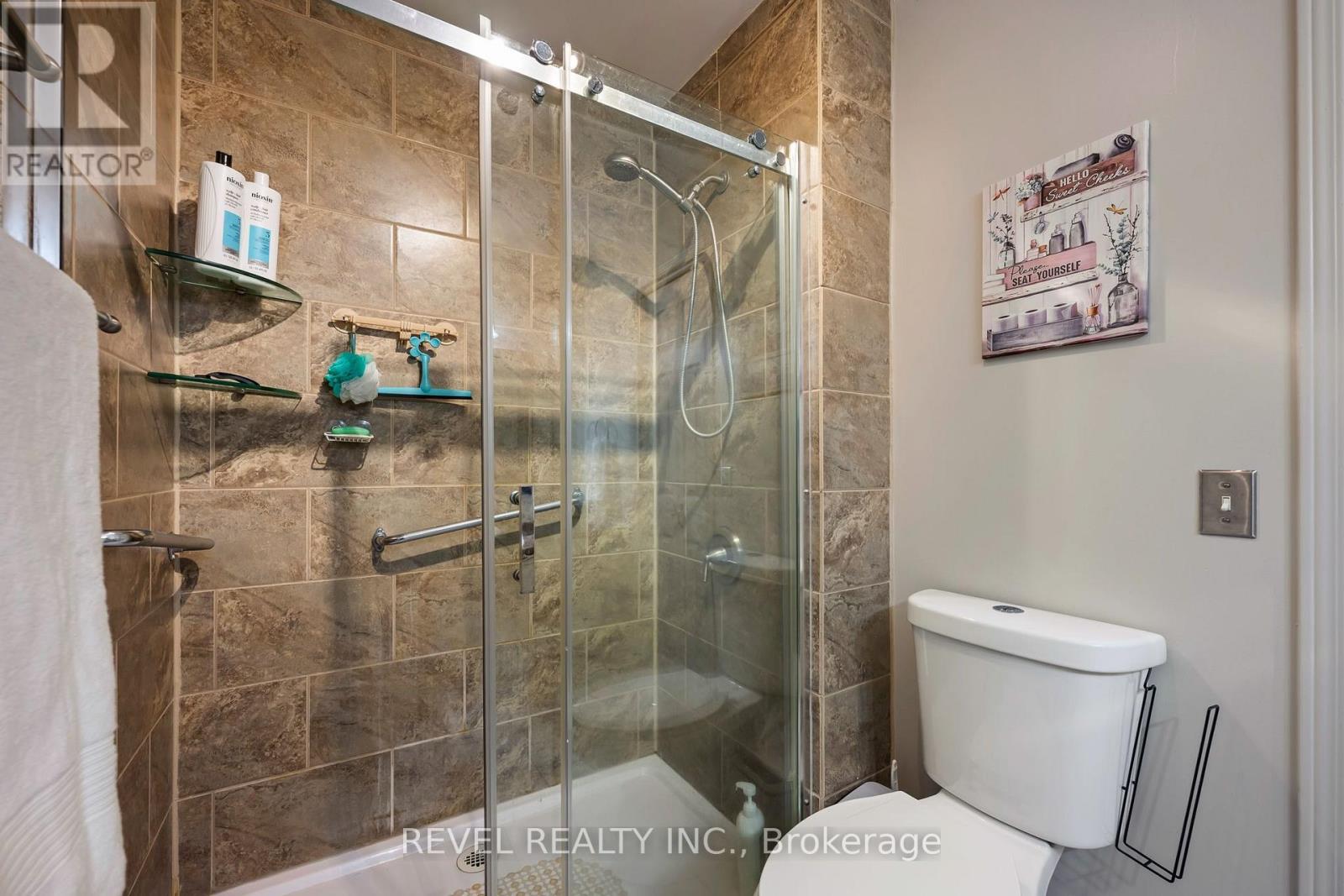 441 GREENWOOD STREET - Image 22