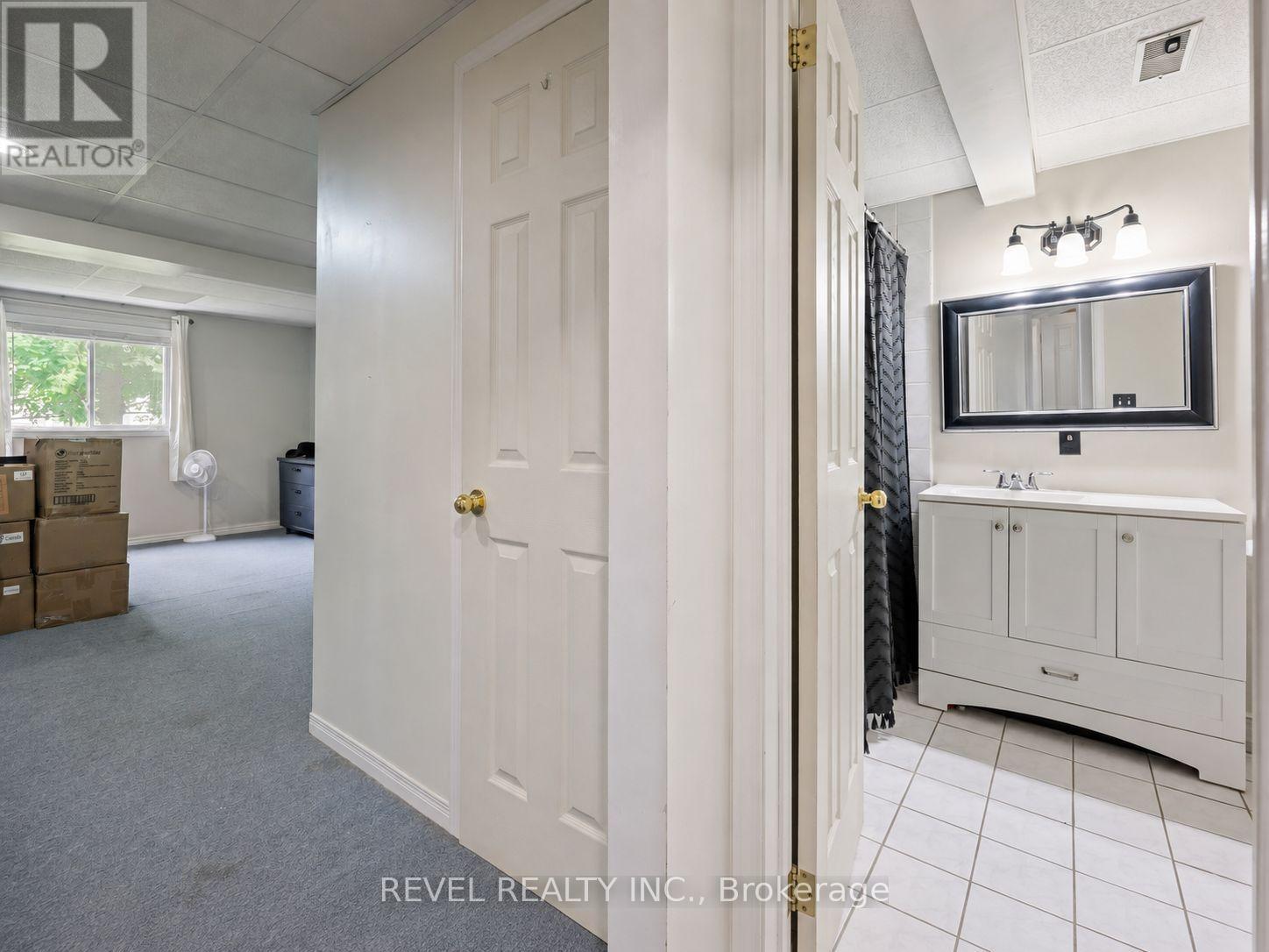 441 GREENWOOD STREET - Image 29
