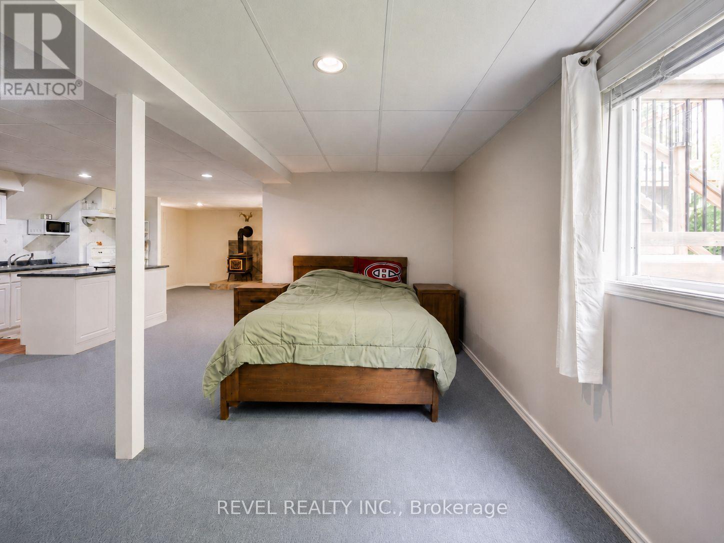 441 GREENWOOD STREET - Image 32