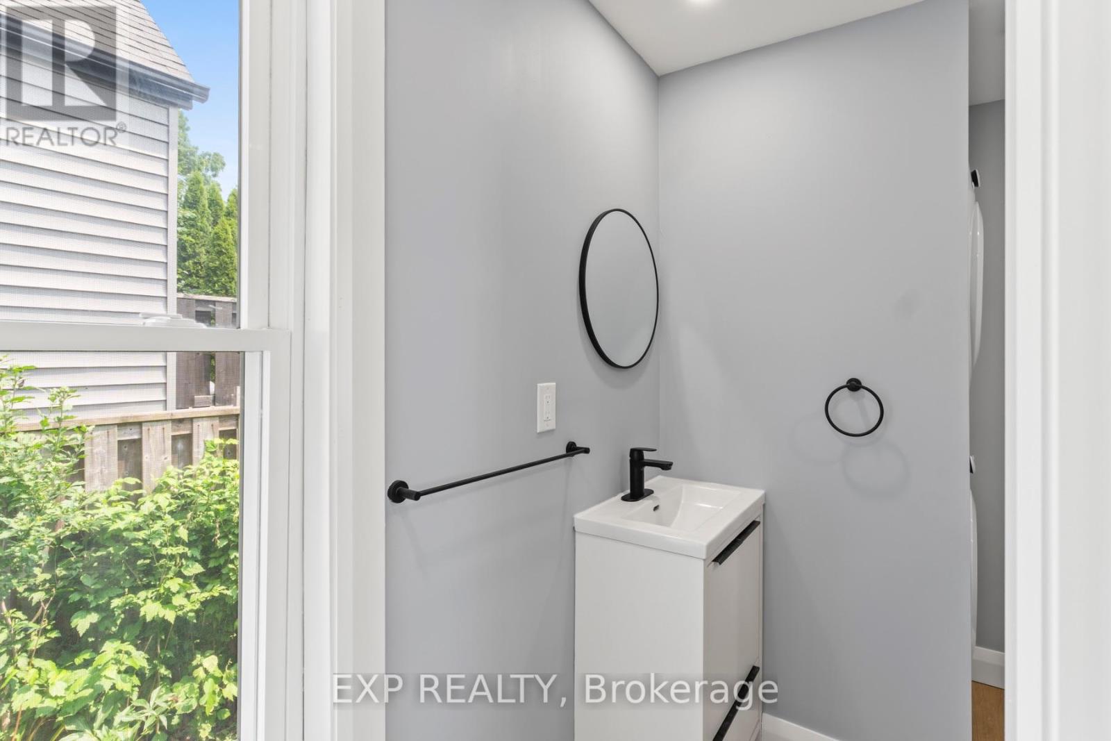 35 EAST 27TH STREET - 13