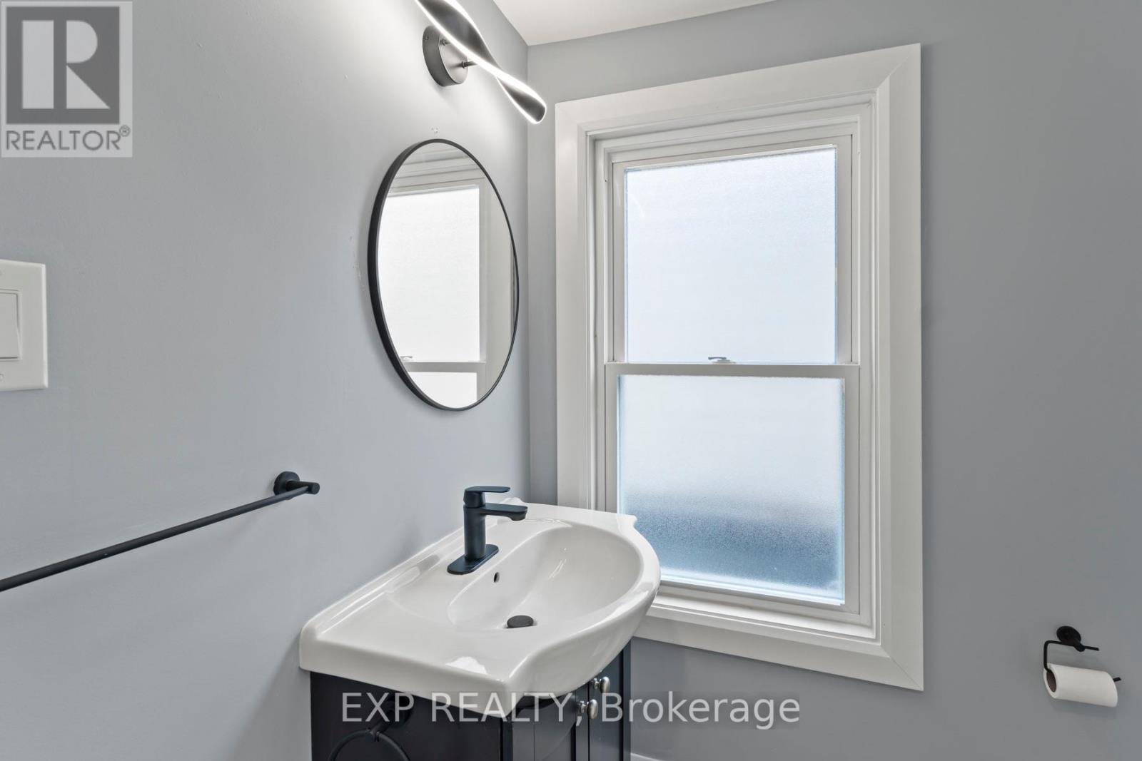 35 EAST 27TH STREET - 20