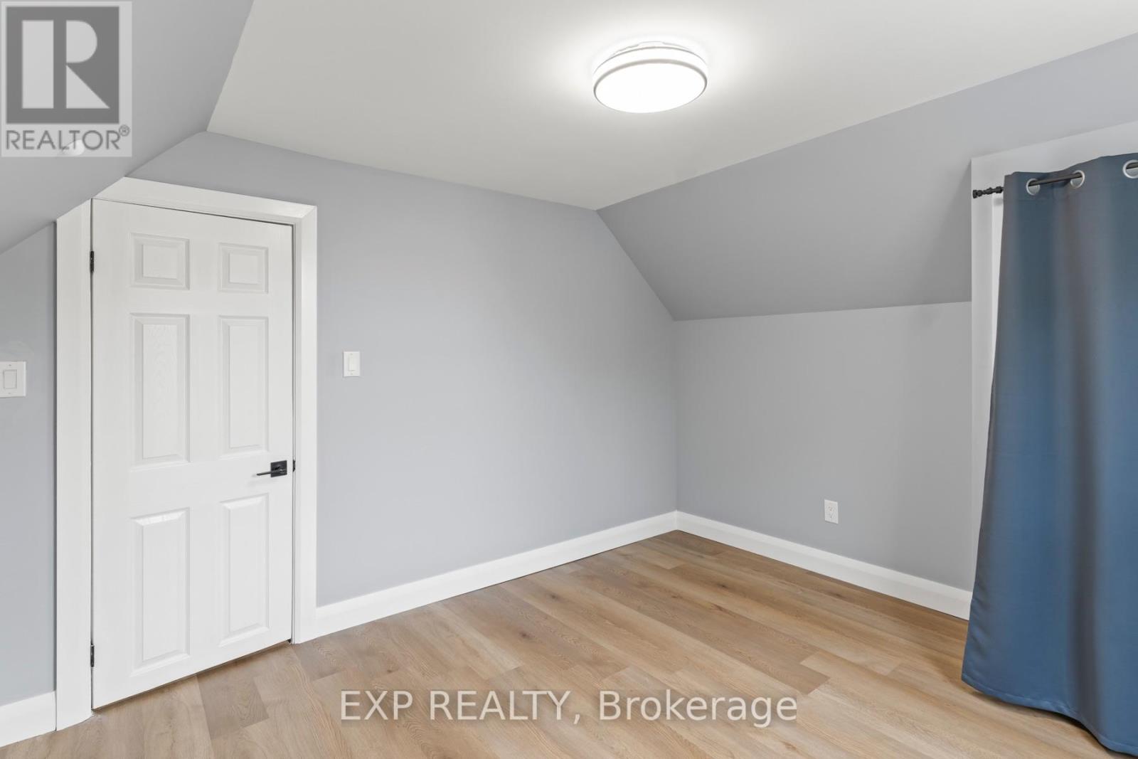 35 EAST 27TH STREET - 22