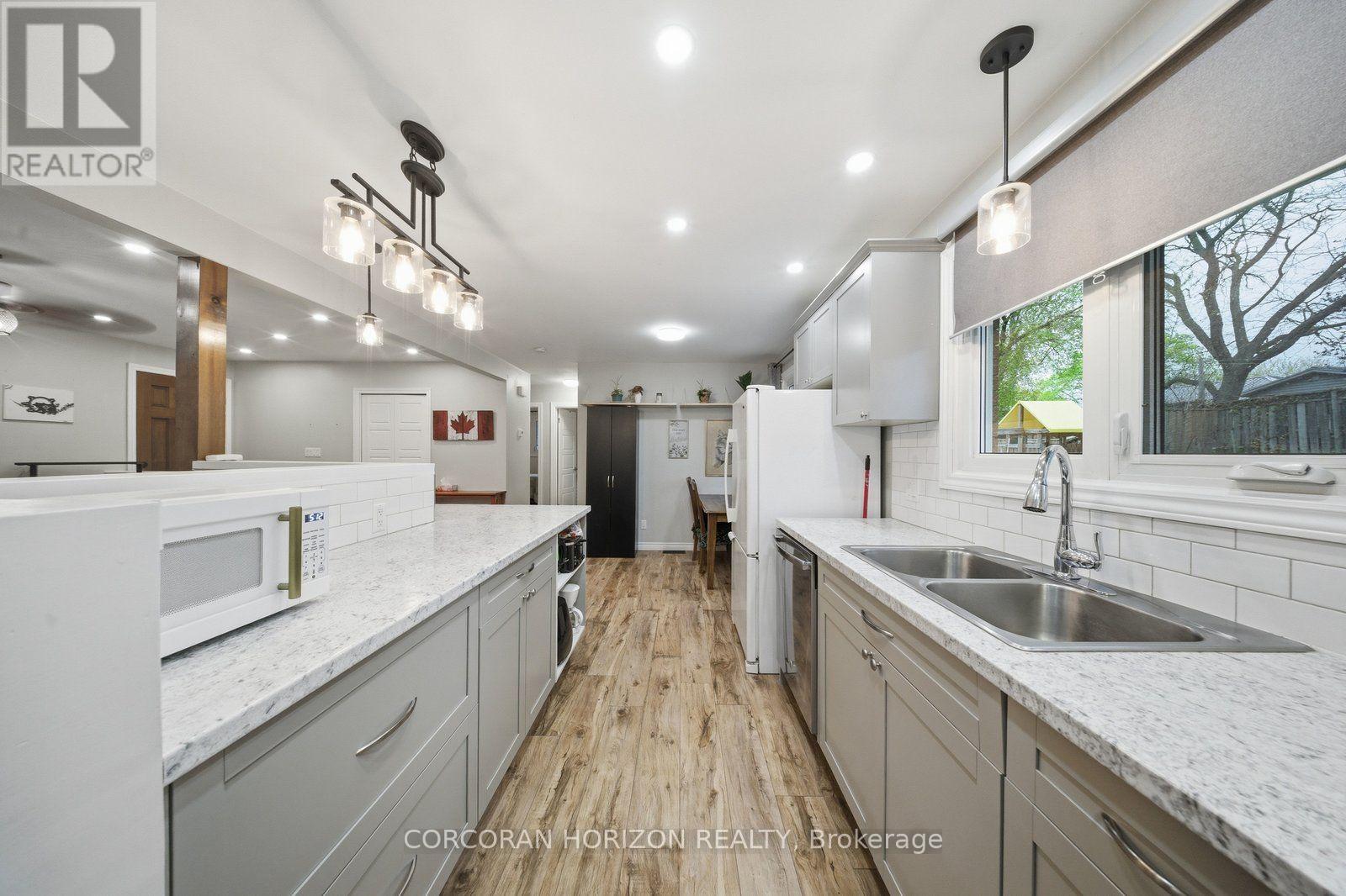 13 MACKAY AVENUE - Image 11