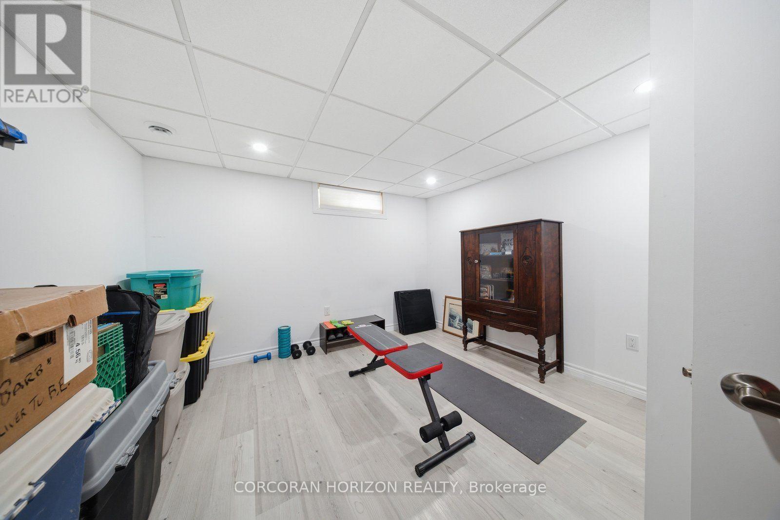 13 MACKAY AVENUE - Image 22