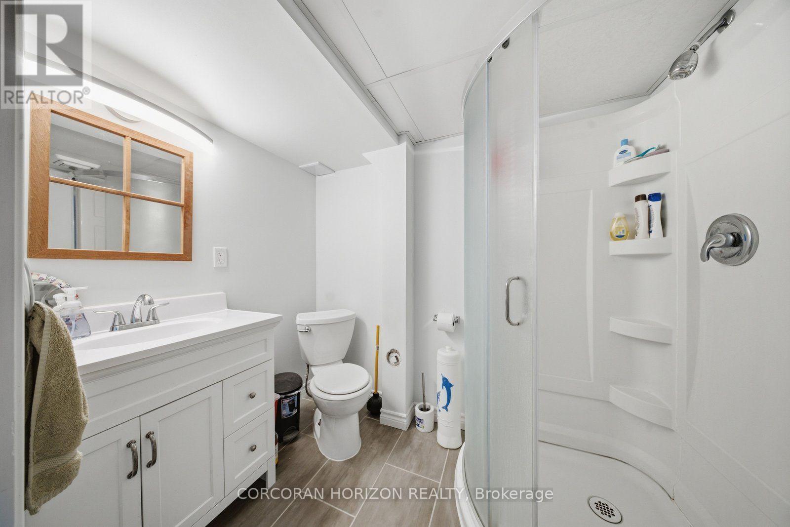 13 MACKAY AVENUE - Image 23