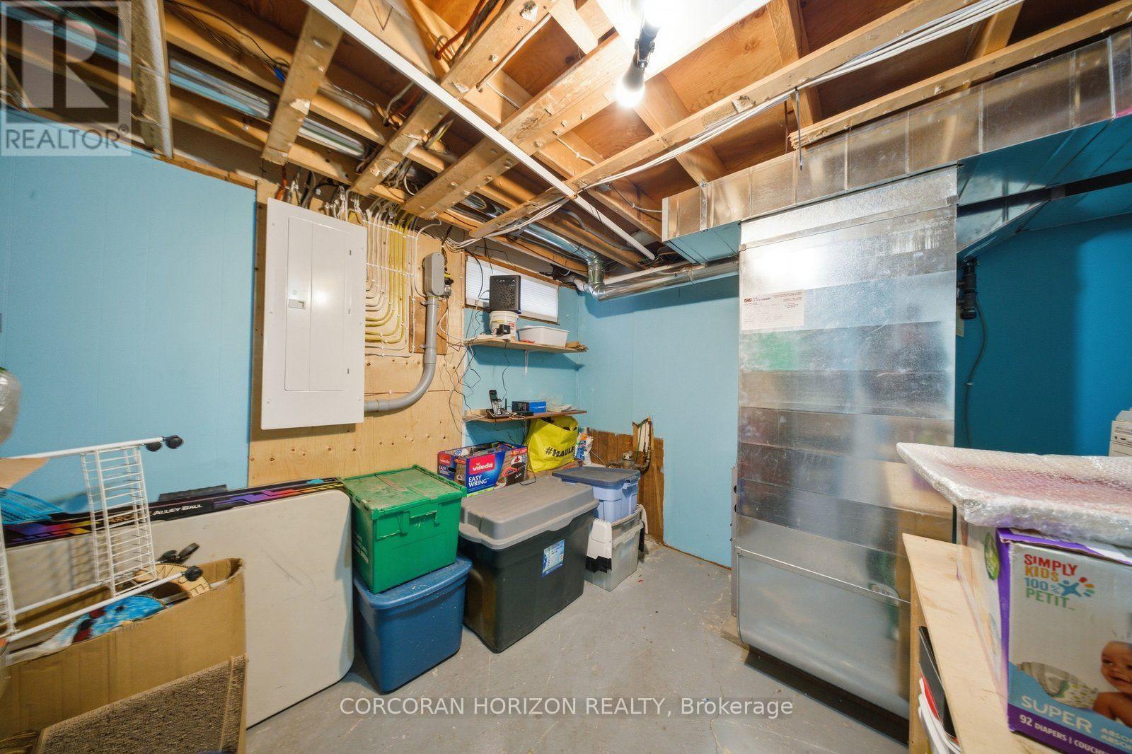 13 MACKAY AVENUE - Image 25