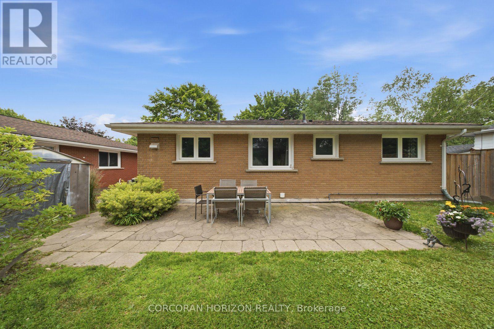 13 MACKAY AVENUE - Image 27