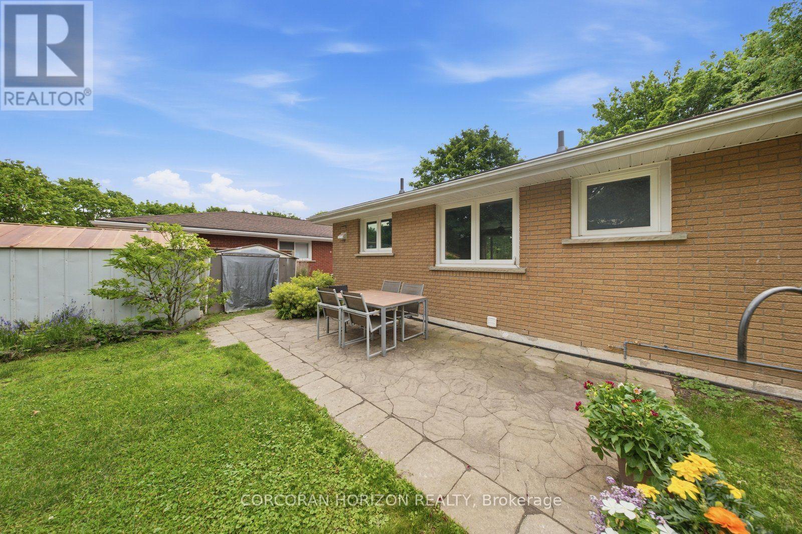 13 MACKAY AVENUE - Image 28