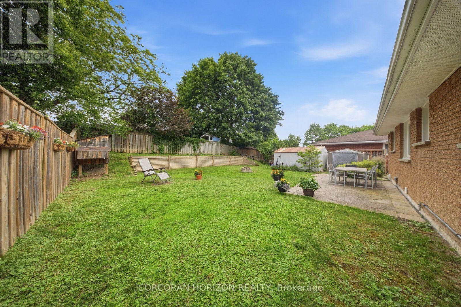 13 MACKAY AVENUE - 29