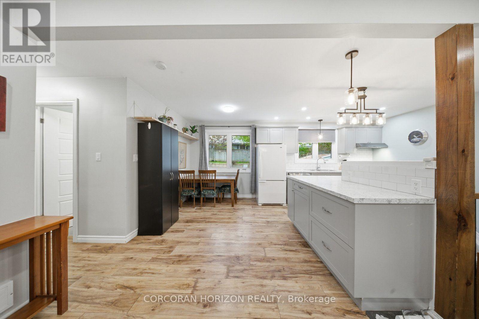 13 MACKAY AVENUE - 4