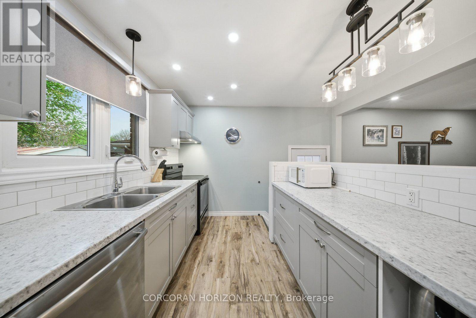 13 MACKAY AVENUE - 9