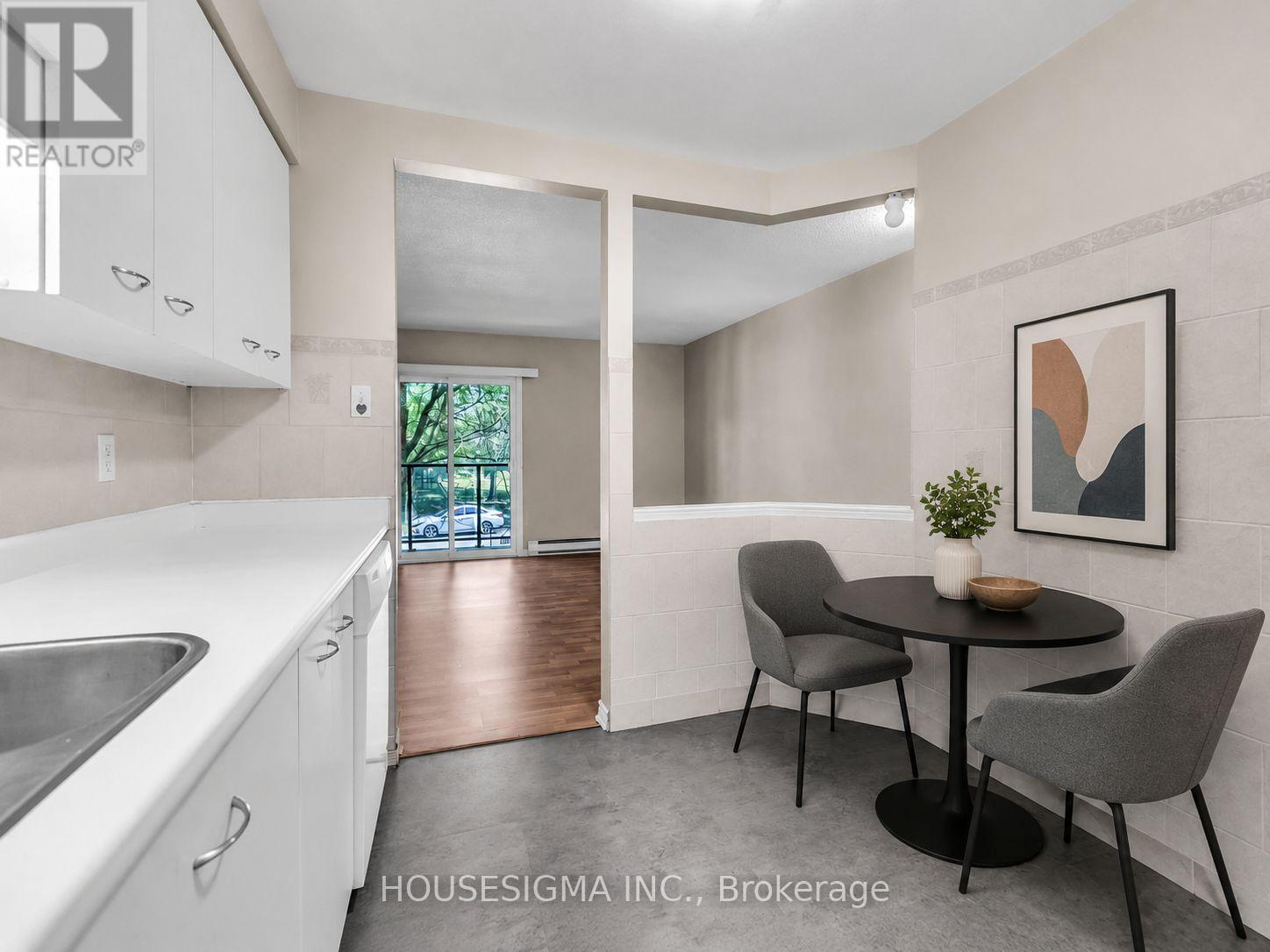 #606 565 GREENFIELD AVENUE - 17