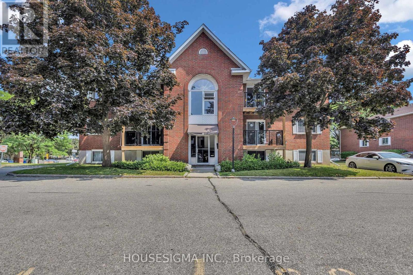 #606 565 GREENFIELD AVENUE - 2
