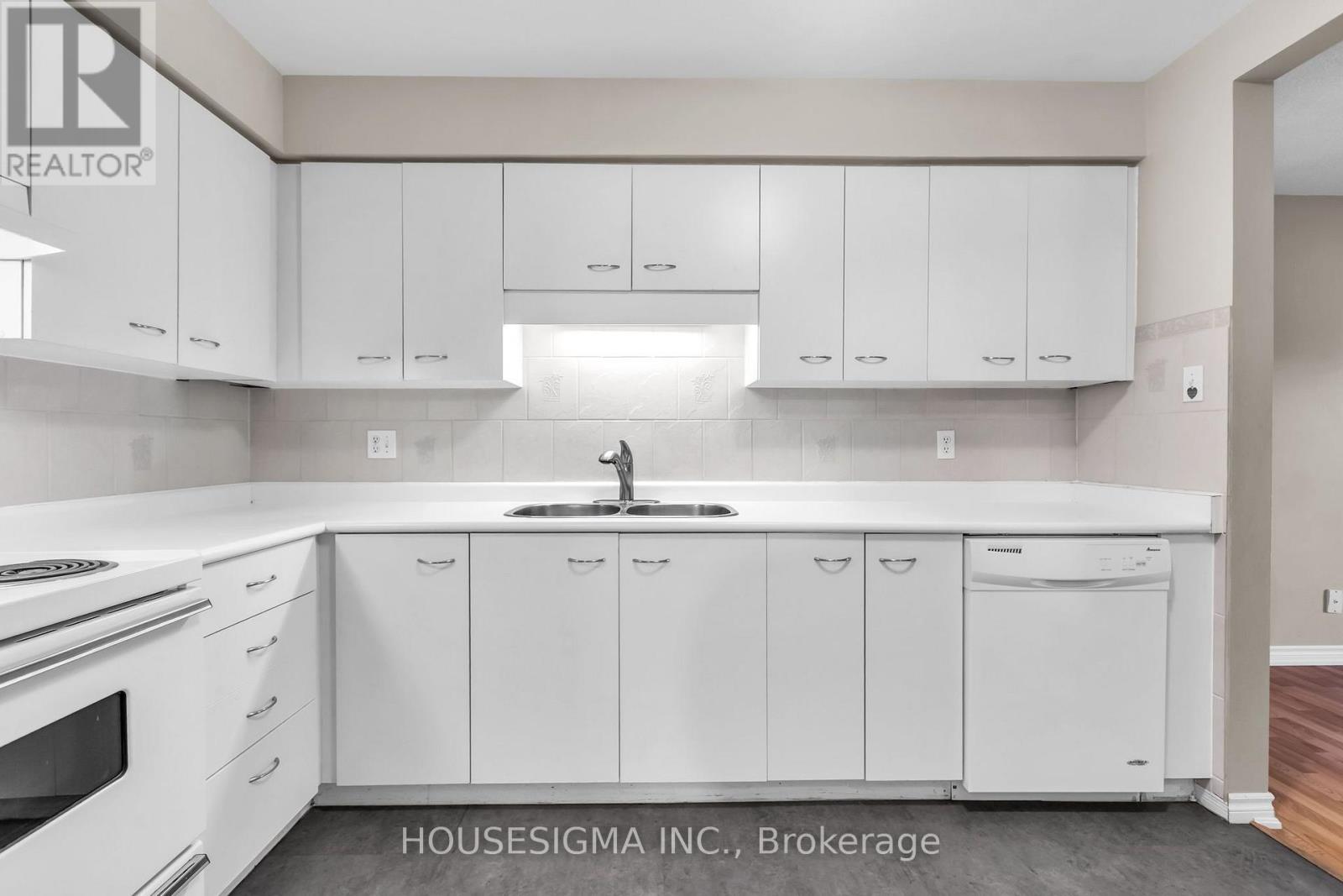 #606 565 GREENFIELD AVENUE - 20