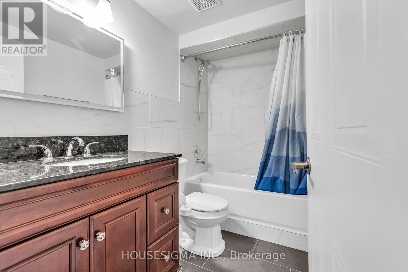 #606 565 GREENFIELD AVENUE - 22