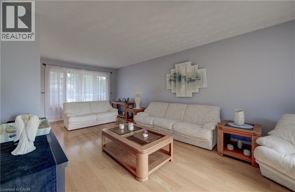 67 CASSELHOLME Crescent - 10