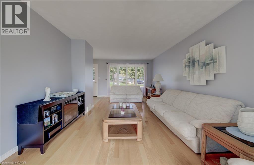 67 CASSELHOLME Crescent - Image 11