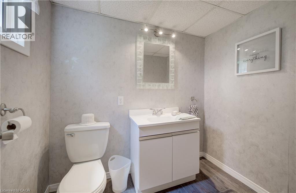 67 CASSELHOLME Crescent - Image 35